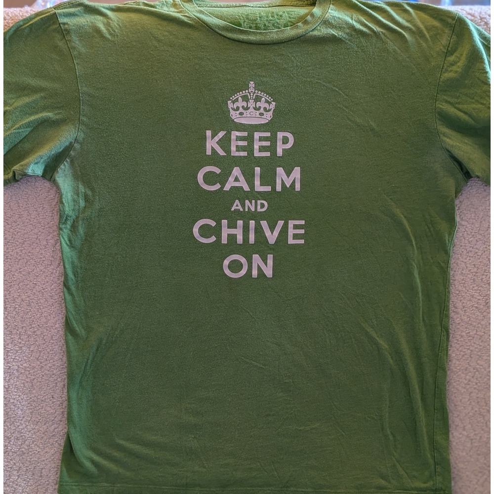 Chive Tees Keep Calm and Chive On Green Graphic T-Shirt Mens Large L